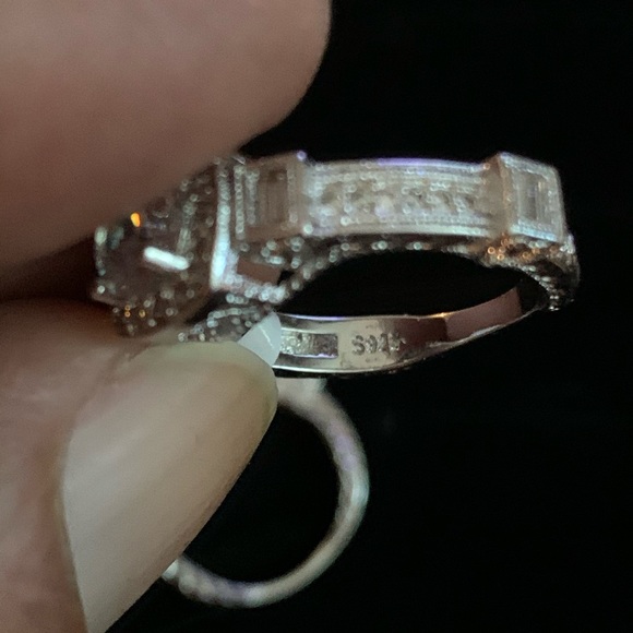 Ring Engagement - Picture 8 of 8